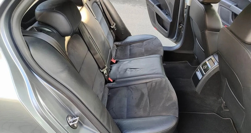 Skoda Superb cena 29900 przebieg: 208000, rok produkcji 2011 z Płock małe 704